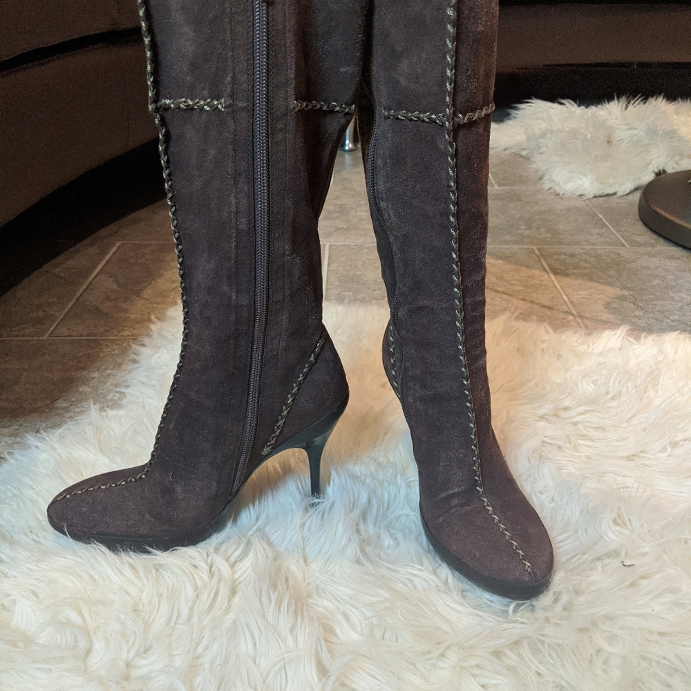 BCBG suede brown boots